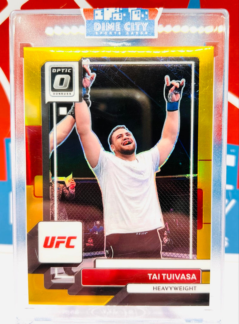 Panini Optic UFC 2023 Gold Prizm #/10