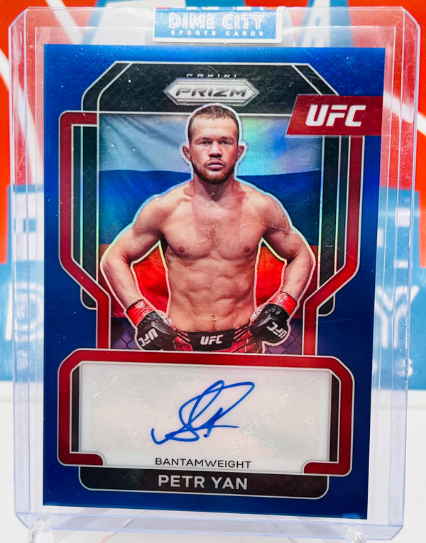 Panini Prizm UFC 2022 Blue Prizm Auto /49